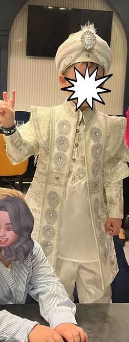 Super costum ptr copii