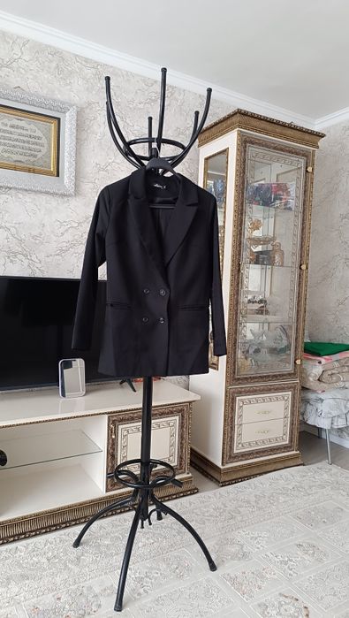 Продам пиджаки в отличном состоянии