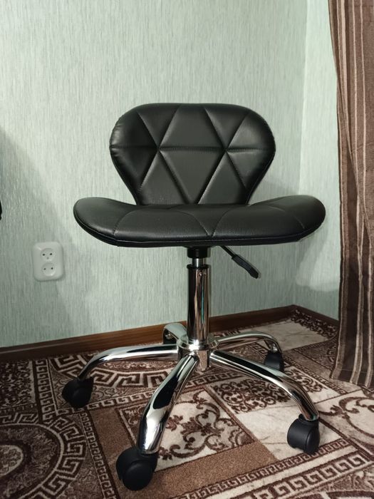 Продам кушетку!!