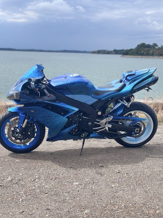 Yamaha R1 RN19 Custom