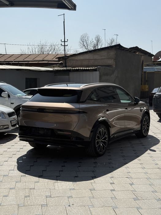 Srochna Zeekr 7X full sotiladi