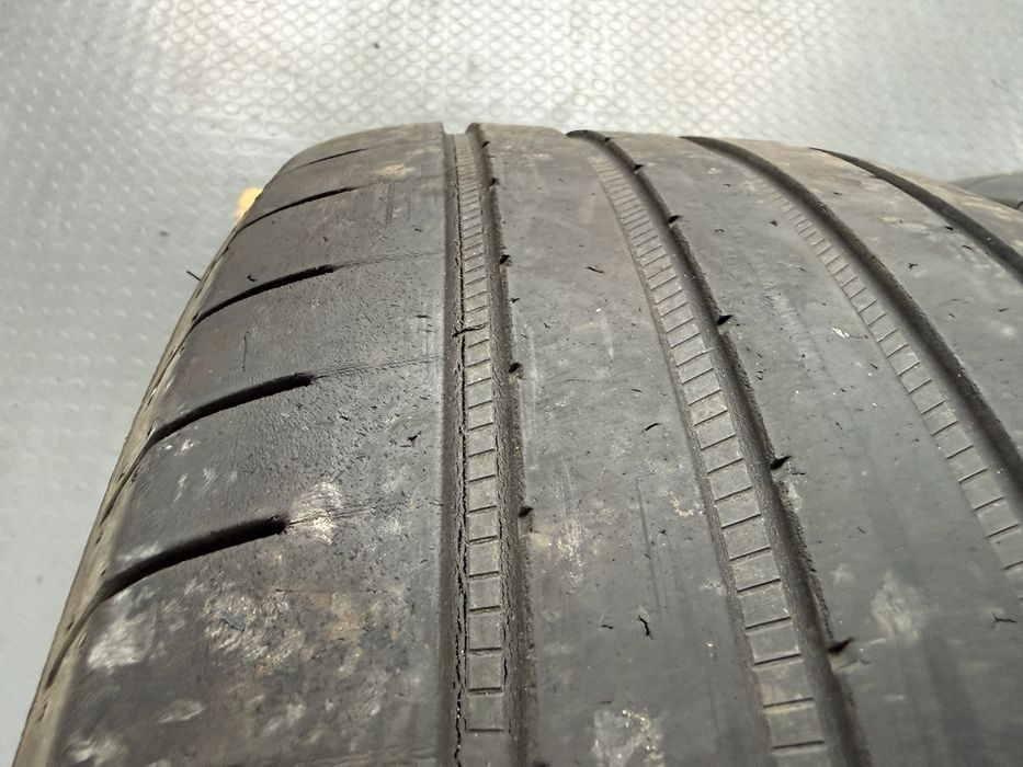 4бр. Летни Рън-Флат Гуми С Борд 225/45R/18 -GOODYEAR- DOT:3419- 4.5мм+4.0мм *100€ за 4бр.*