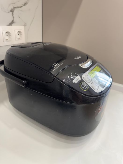 Продам мультиварку город Астана