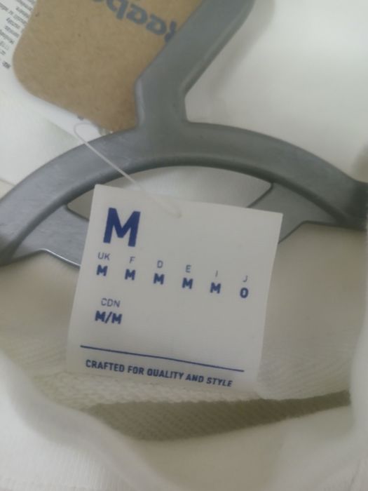 Оригенальная мужская футболка с длинными рукавами