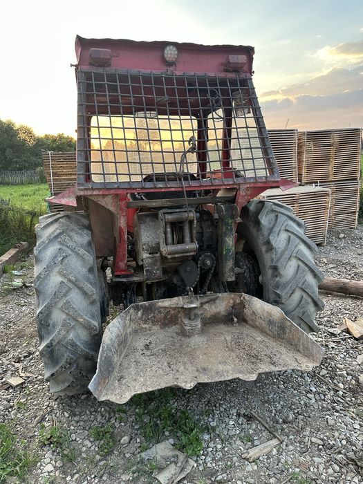 Tractor forestier 640 dt troliu pe aer taf