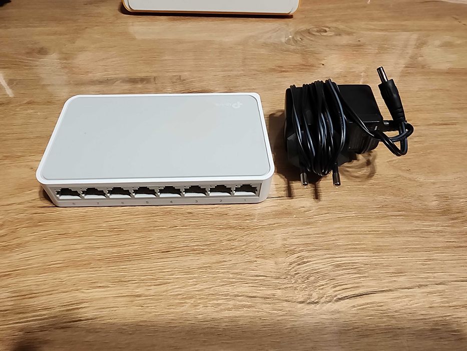 Роутер, , Хаб-свитч