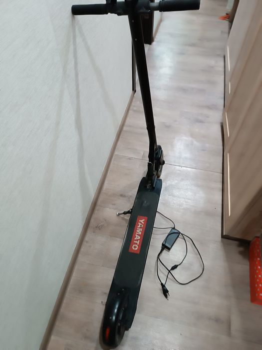 Продам электросамокат
