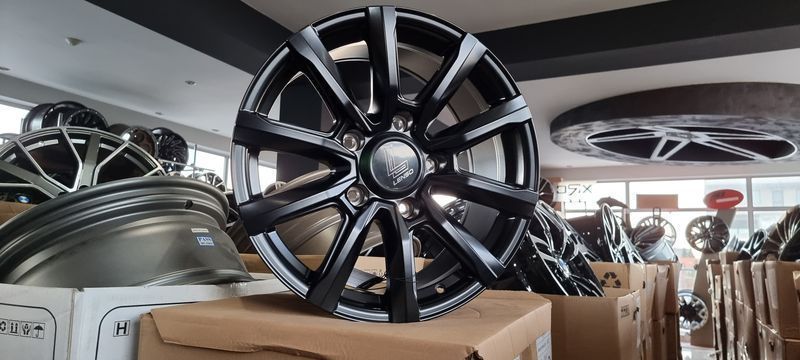 18цола 5х150 Toyota LandCruiser Tundra Sequoia