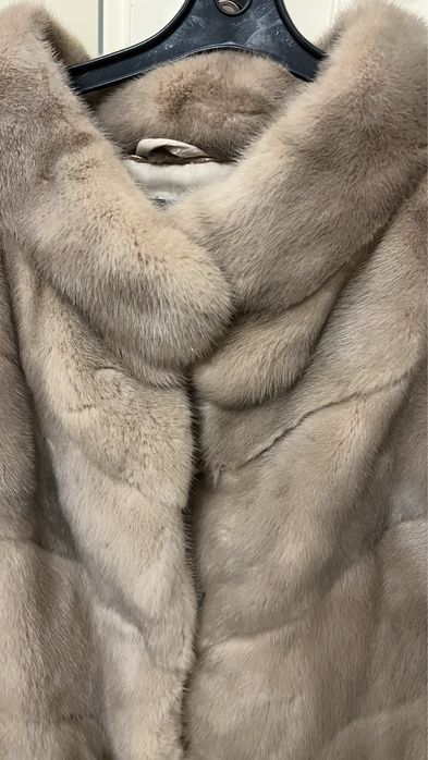 Продам полушубок короткий