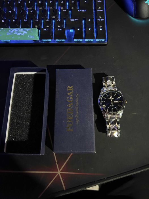 Луксозен Часовник