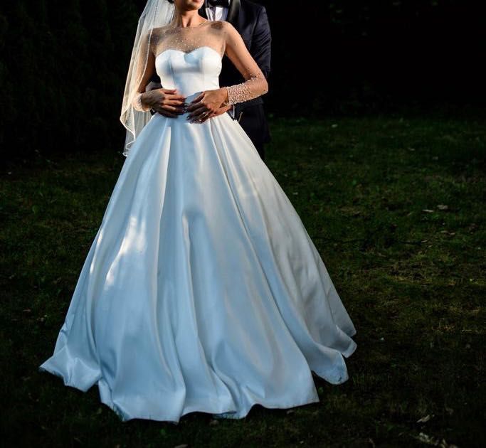 Vând Rochie mireasa designer Paula Milea