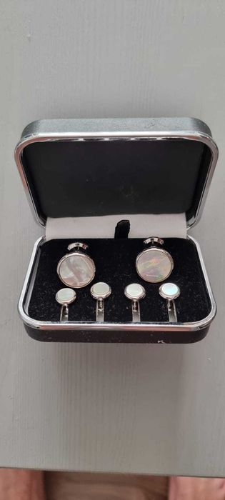 Butoni argint rodiat si sidef natural