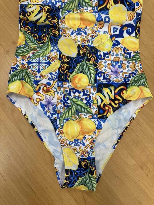 Дамски бански с принт лимони