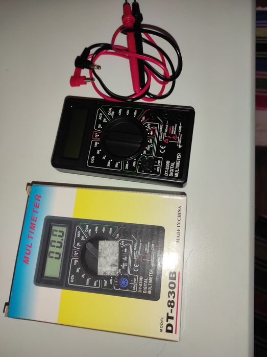 Multimetru digital DT-830B