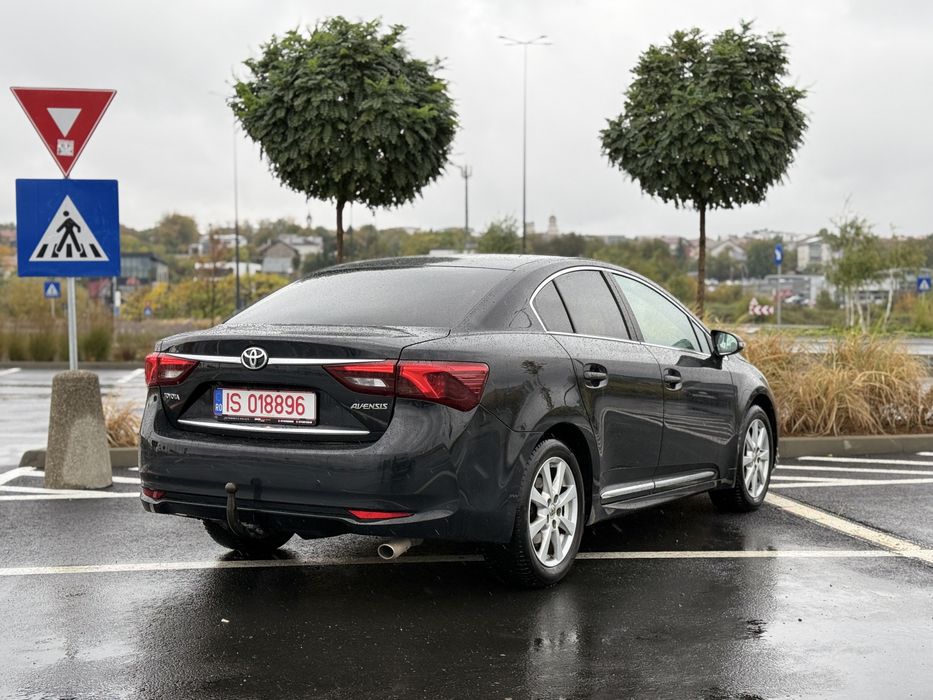 TOYOTA Avensis 2016 — imagine 4