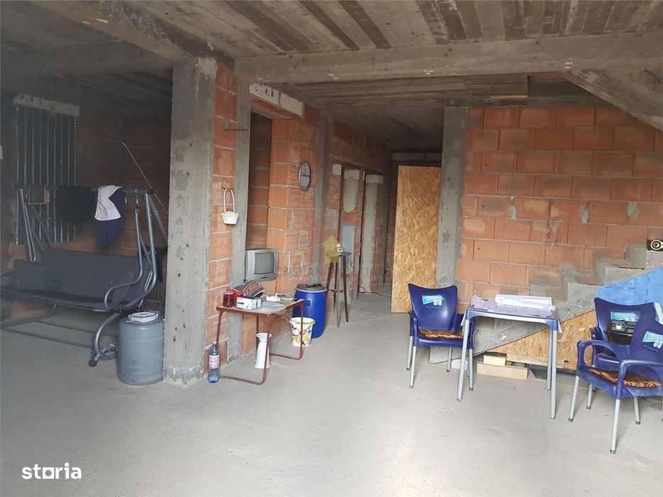Vila P+M 2023, LA ROSU, ZONA Cazasu