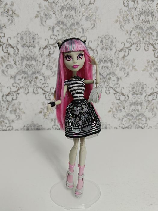 Продаю куклу monster high Рошель