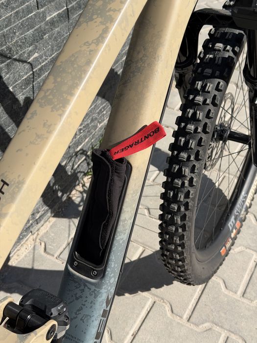 Trek slash se gen5 flight attendant