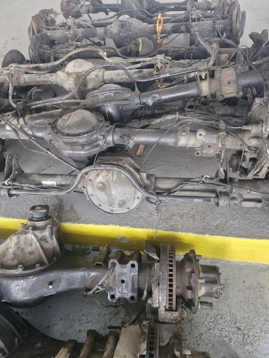 Mers sprinter zadni most