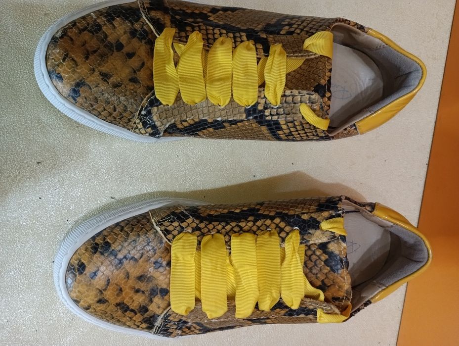 Кожени сникърси N 40 - 29 лв