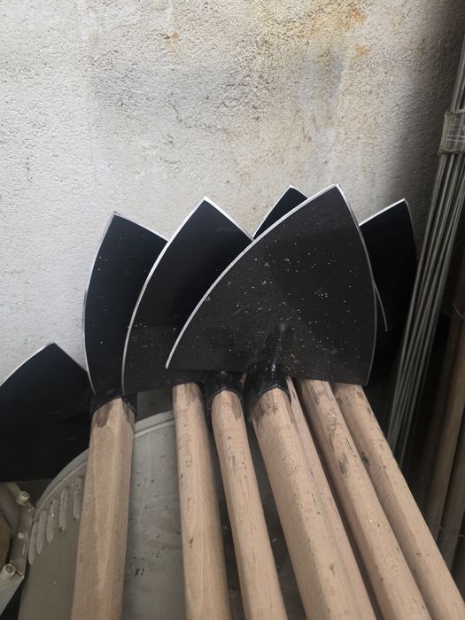 Закалени мотики леки и удобни 65г