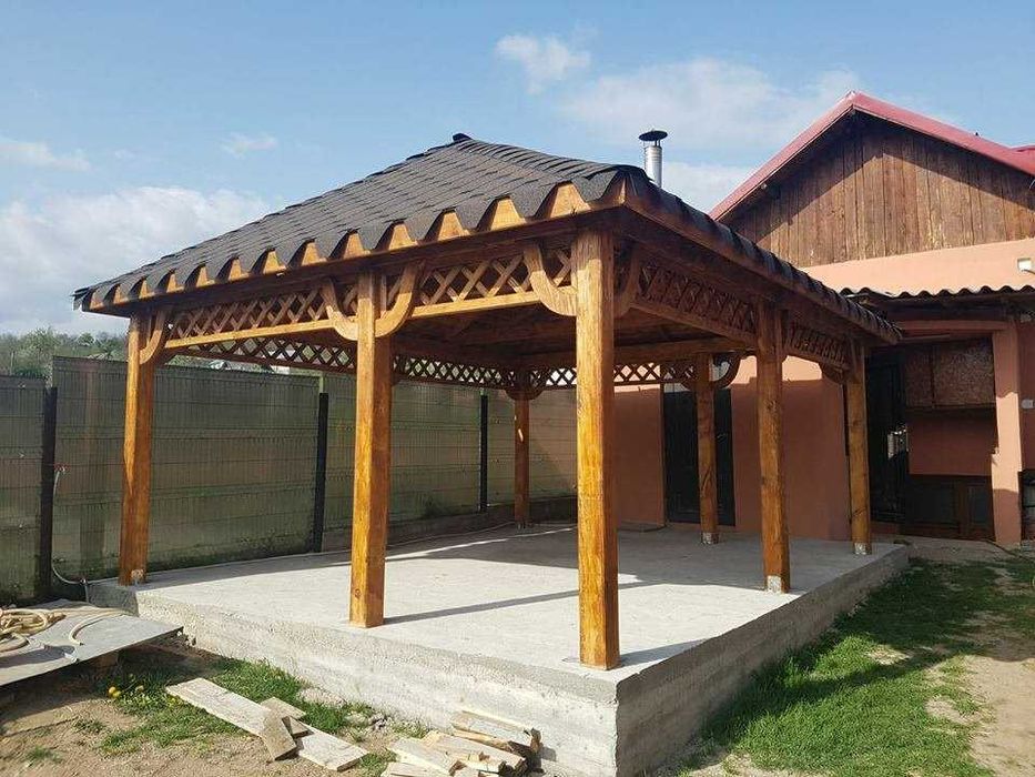 Foisoare, Terase, Cabane stil A-Frame si Case din structura de lemn