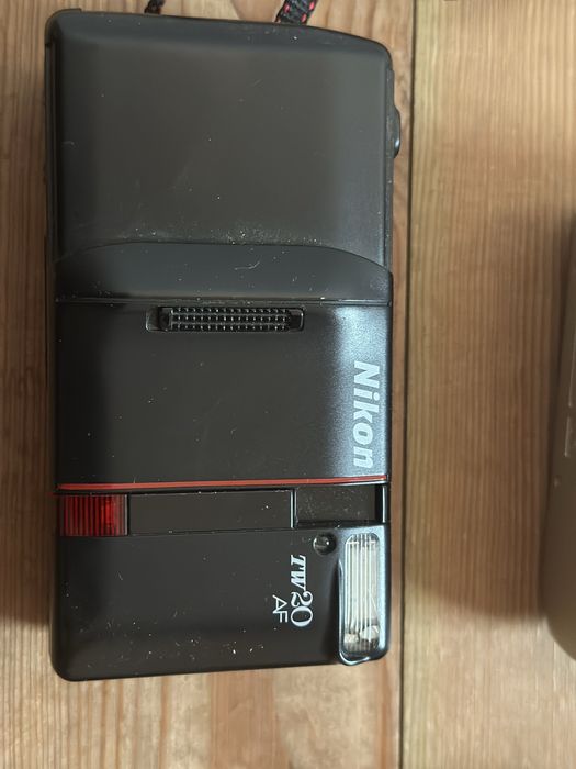 Лентови фотоапарати Nikon / Canon / Polaroid – нетествани