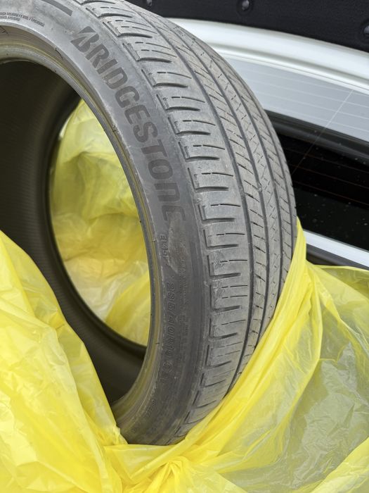 Гуми bridgestone turanza 6 235/40/19 2бр