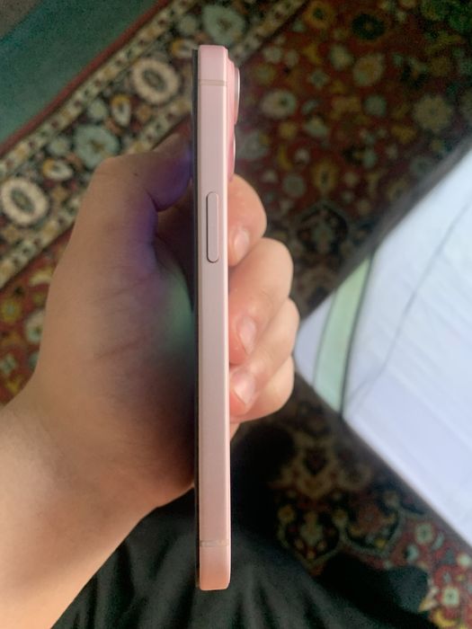 Продам айфон 15