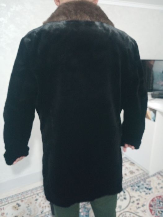 Шубу с норковым ворот.