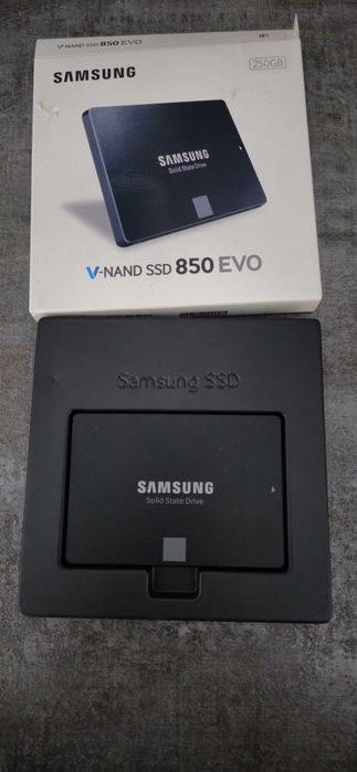 Продавам SSD Samsung 870 EVO и Samsung 850 EVO