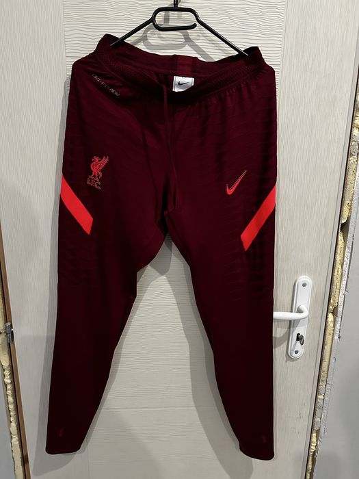 Мъжки екипи Ливърпул