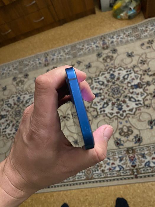 Продам Iphone 12 128gb 5G