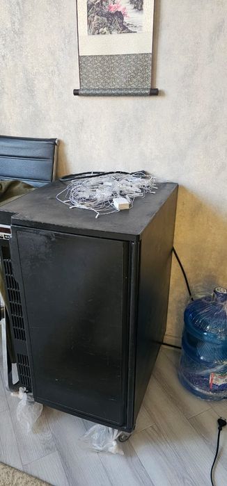 Продам холодильник