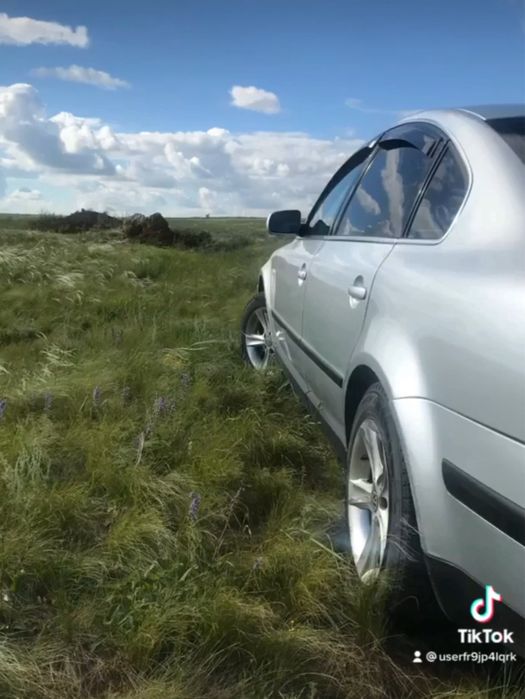 Продам Машину