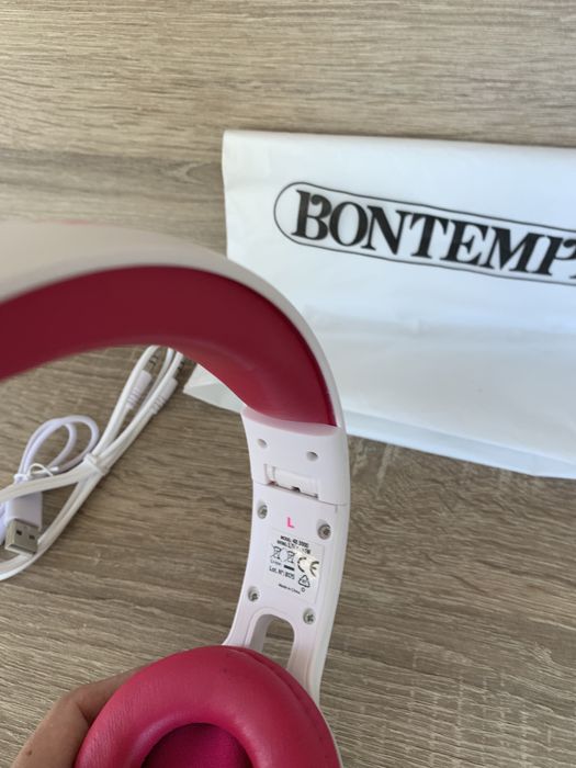 Слушалки със светлина (розов )Bontempi