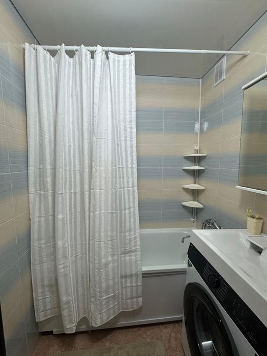 Посуточно 7 мик, Сабина