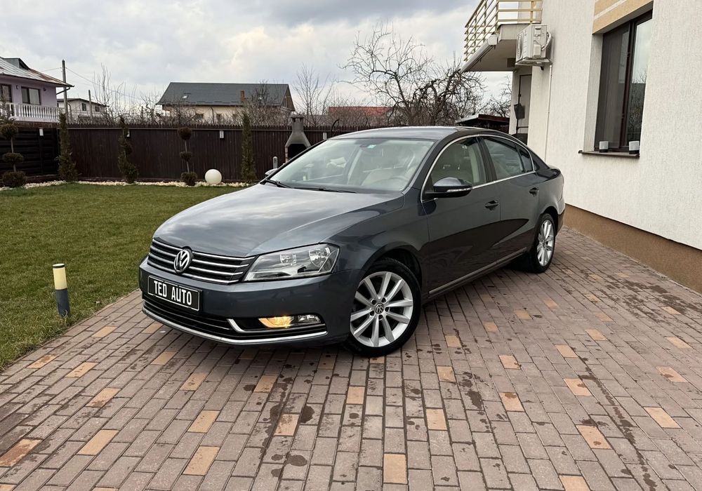 Volkswagen Passat 2.0 Tdi Highline / Piele + Alcantara Bej / Jante 17 / Rate / Credit