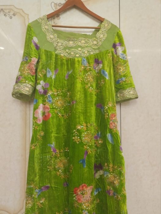 Yashil ko'ylak lozim