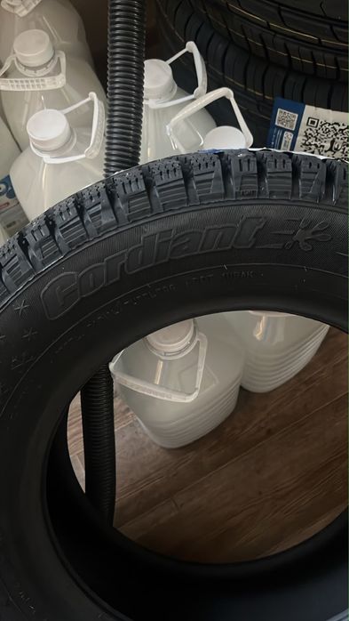 Срочно продаются зимние шины Cordiant. 185/65/R14