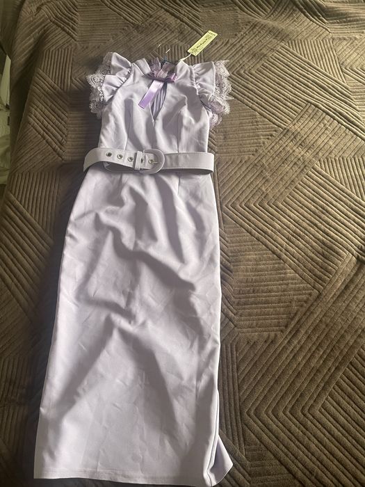 Продам женские платья