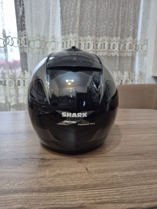 Casca de motor shark