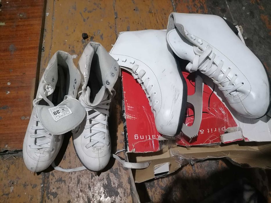 Продам коньки  для катания