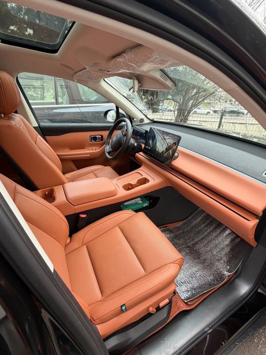 Leapmotor C16 EV520 2 позтция доп опция идеал