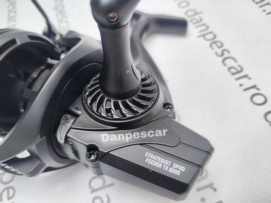 Mulinetă PRO FL Strategist SPOD Feeder si Crap TX8000 tambur Long Cast