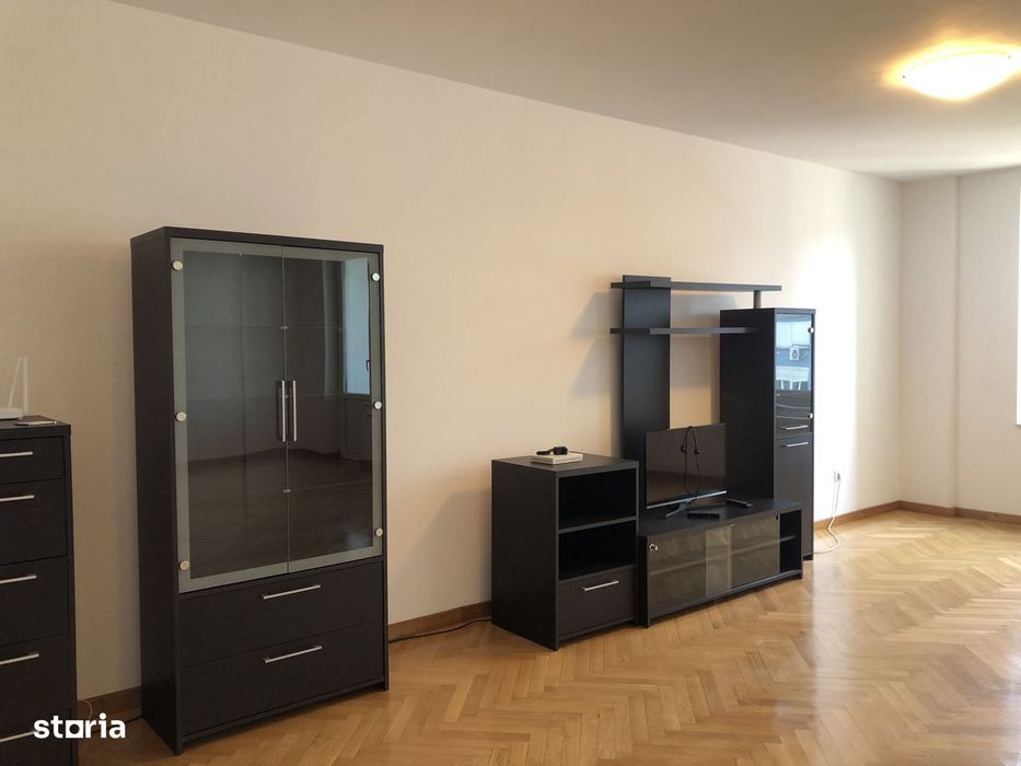 Apartament complet renovat de lux — fotografia 1