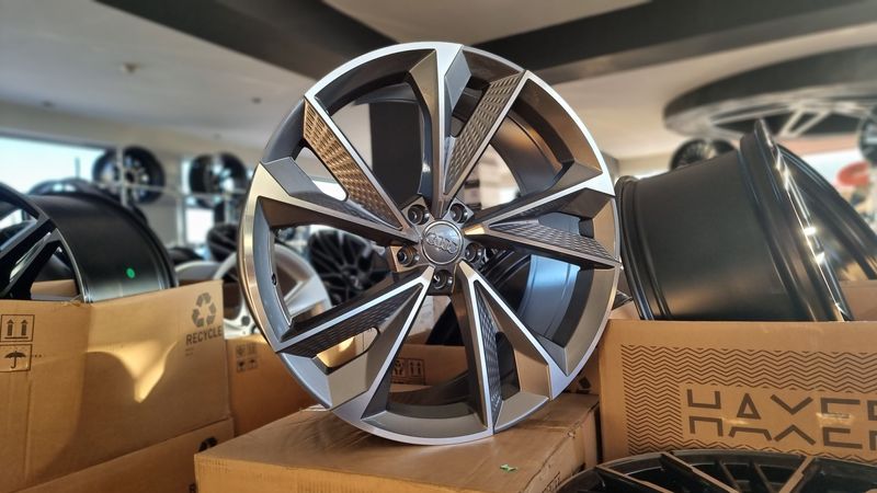 21 цола AUDI,A7,A8,S7,S8