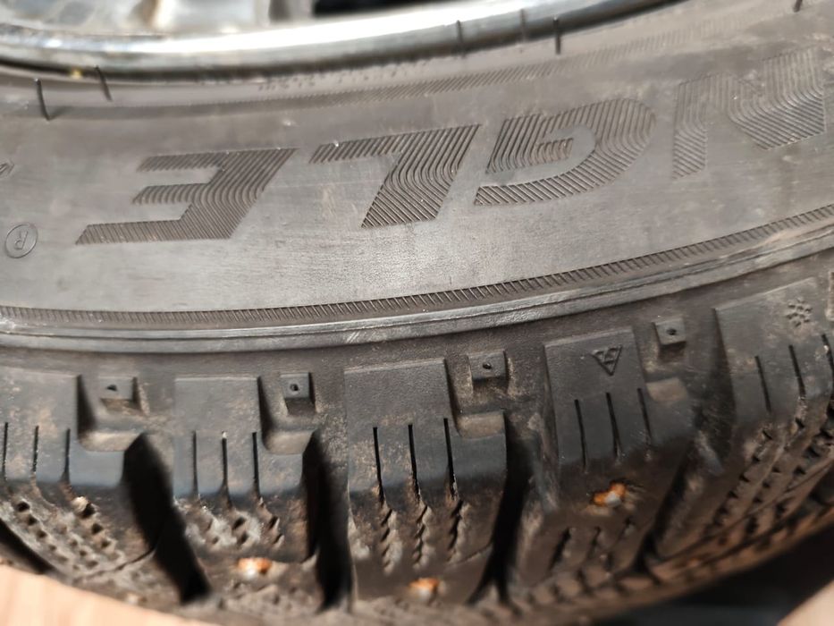 bmw диски R15 с шинами 190/60/15