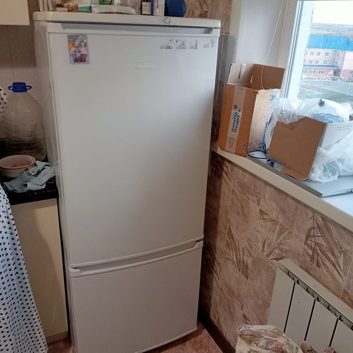 Холодильник Бирюса