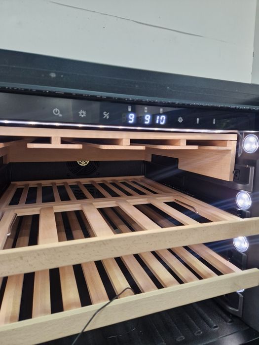 Винен хладилник Thermex